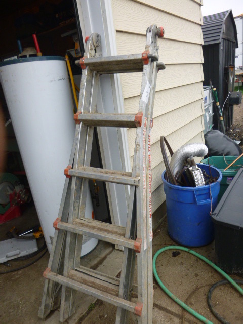 lot 32 image: Little Giant Ladder System