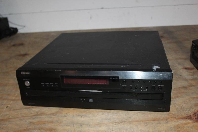 lot 22 image: Integra CD Changer