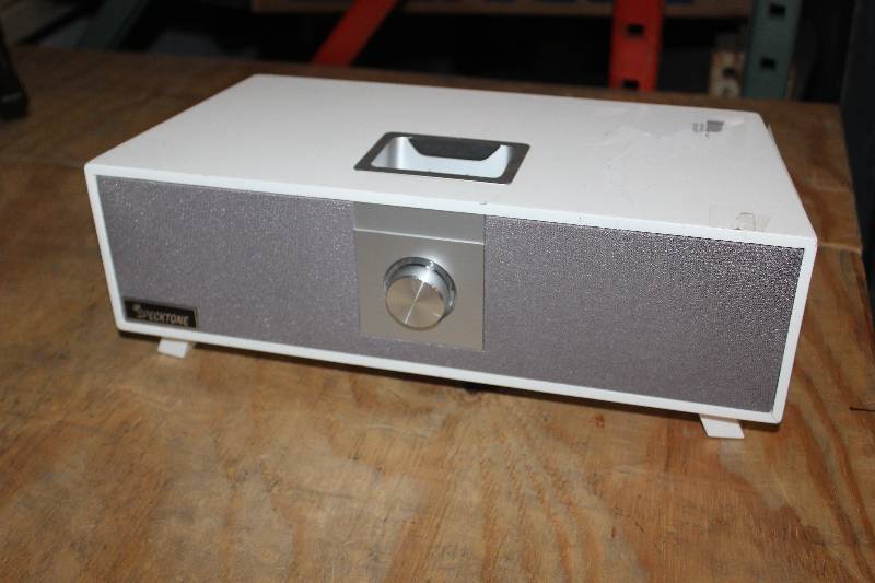 lot 16 image: Speck SpeckTone Retro Desktop Speaker System
