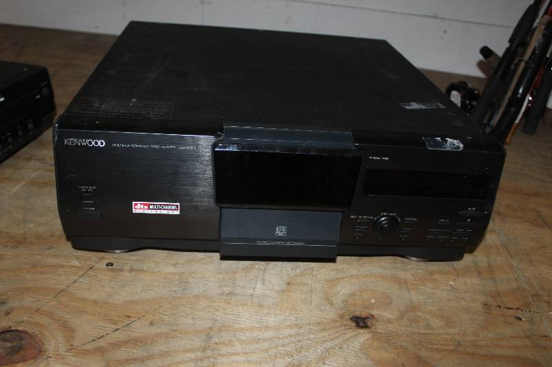 lot 6 image: Kenwood Compact Disc Player