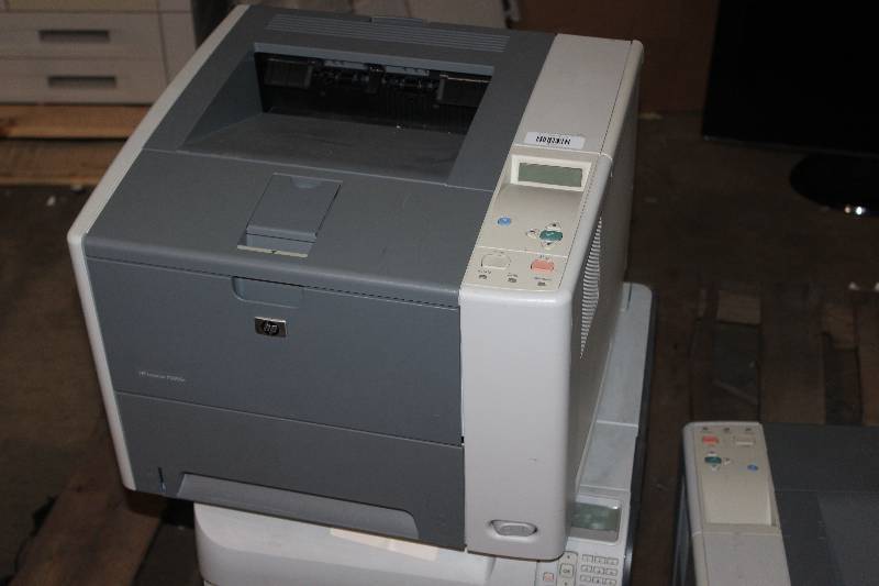 lot 42 image: HP Monochrome LaserJet 3005n Workgroup Printer