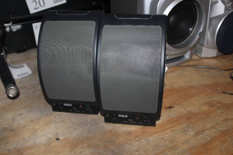 lot 52 image: Lot of (2) RCA Powered Speakers