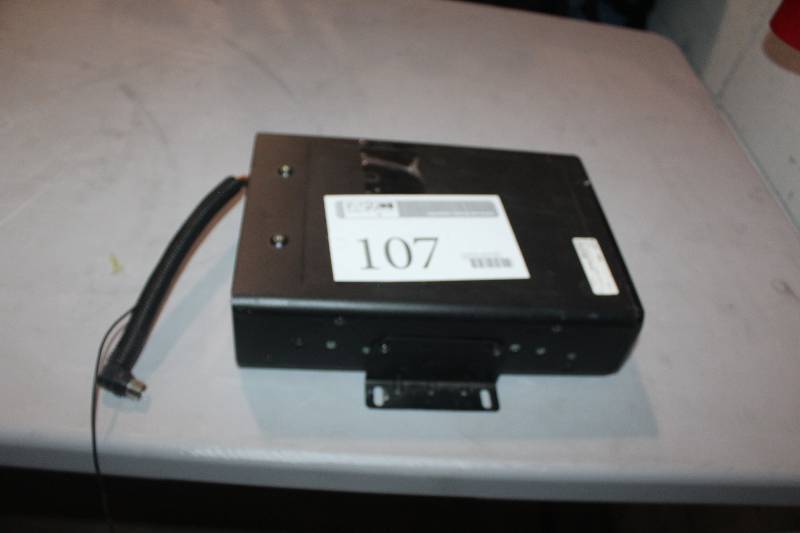 lot 107 image: Pioneer Universal Multi-CD System