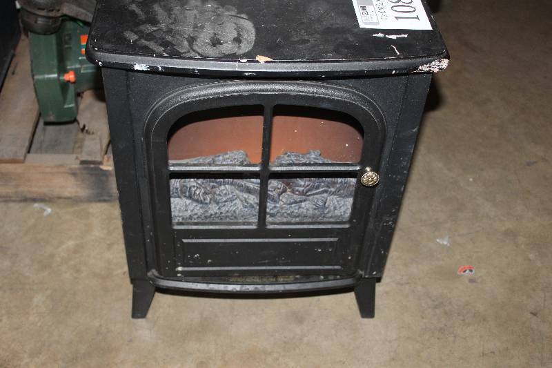 lot 108 image: Allen Electric Stove