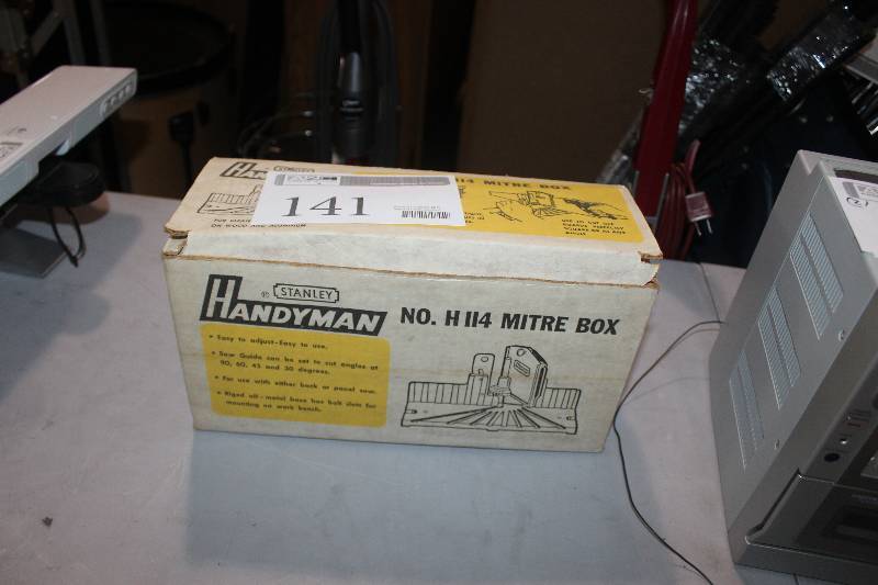 lot 141 image: Stanley Handyman H 114 Mitre Box