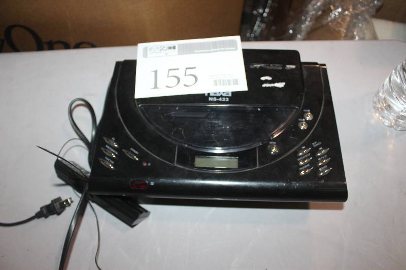 lot 155 image: Naxa Digital CD Micro System with PLL AMFM Stereo Radio