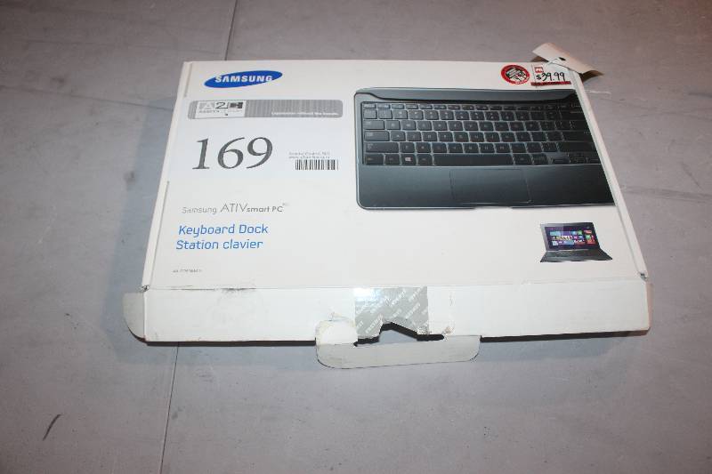 lot 169 image: Samsung Keyboard Dock Station Clavier