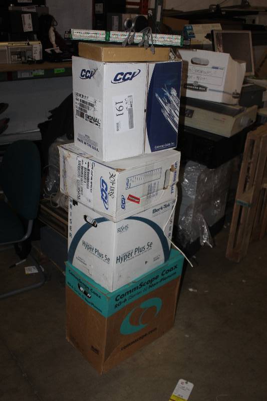 lot 191 image: Lot of Wiring