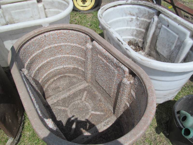 lot 17 image: water tanks