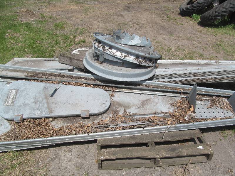 lot 20 image: Butler Grain Bin Roof