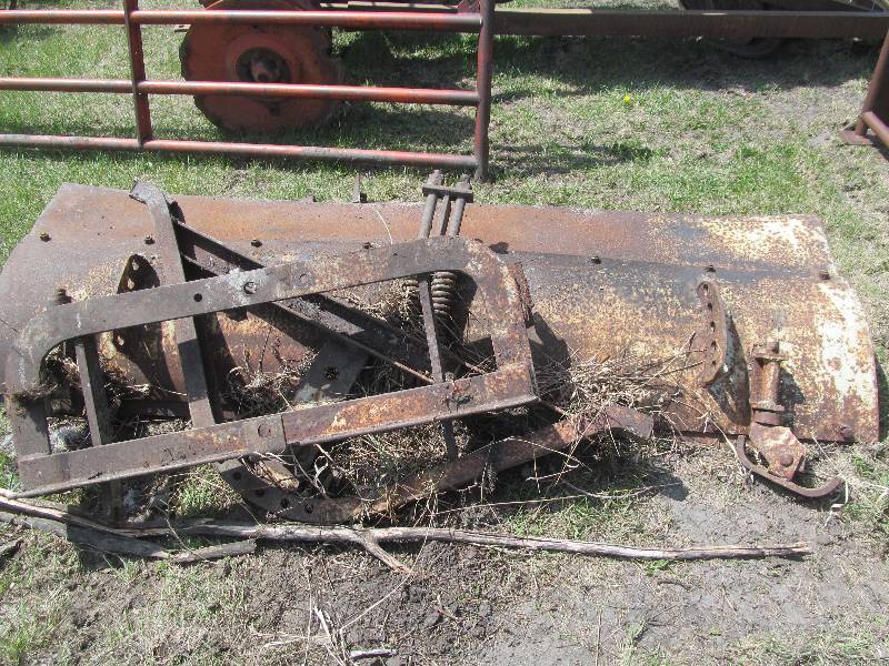 lot 29 image: truck plow