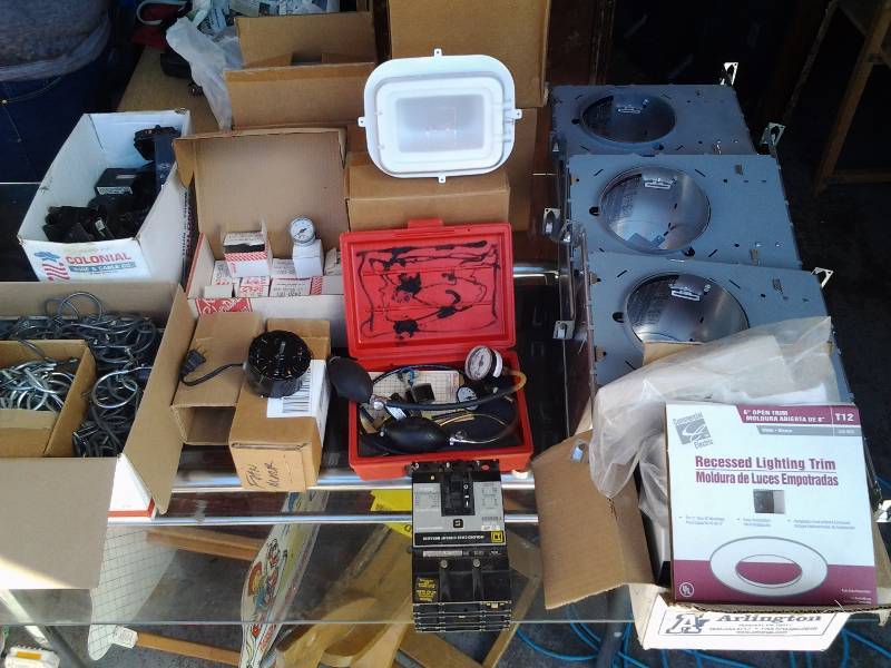 lot 60 image: Large Lot Of Electrical Related Can Lights, Breakers, Pressure Gauges, More