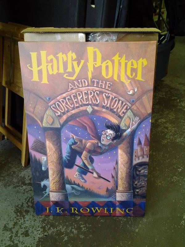 lot 67 image: NEW Harry Potter Canvas Poster 20x30