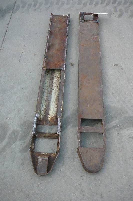 lot 11 image: FORK EXTENSIONS