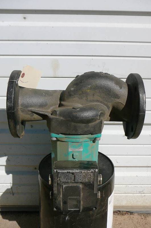 lot 37 image: PUMP