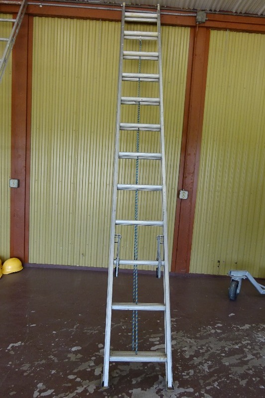 12 - 24 Aluminum ladder