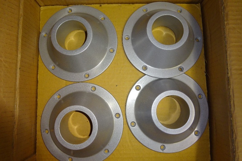 25 Standard table bases silver