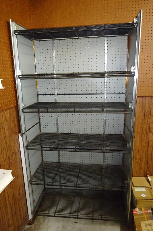 Quicksilver display rack