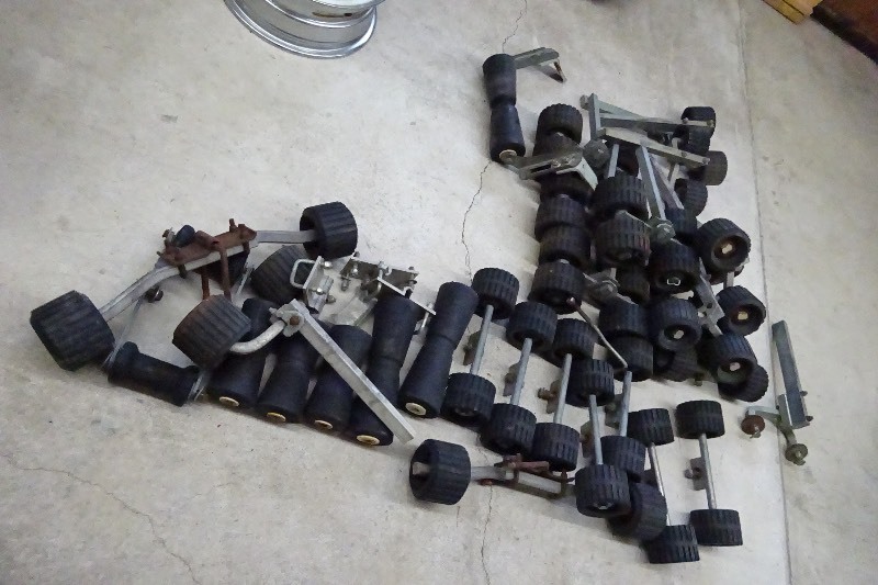 Boat trailer rollers