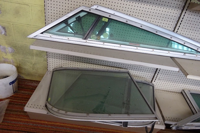 Curved frame silver powder coat Crownline Windshield