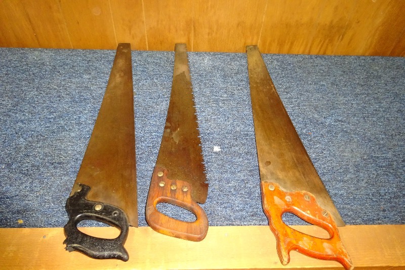 3 saws