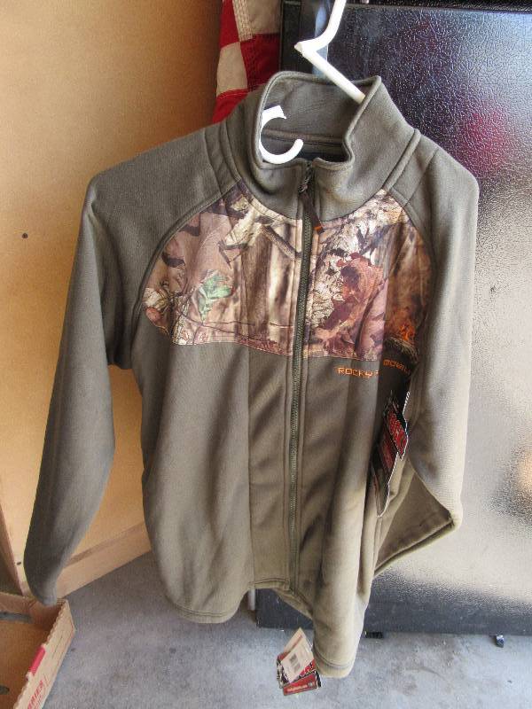 Sweat Shirt