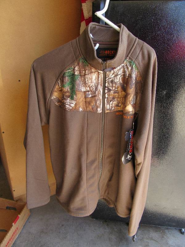 Sweat Shirt