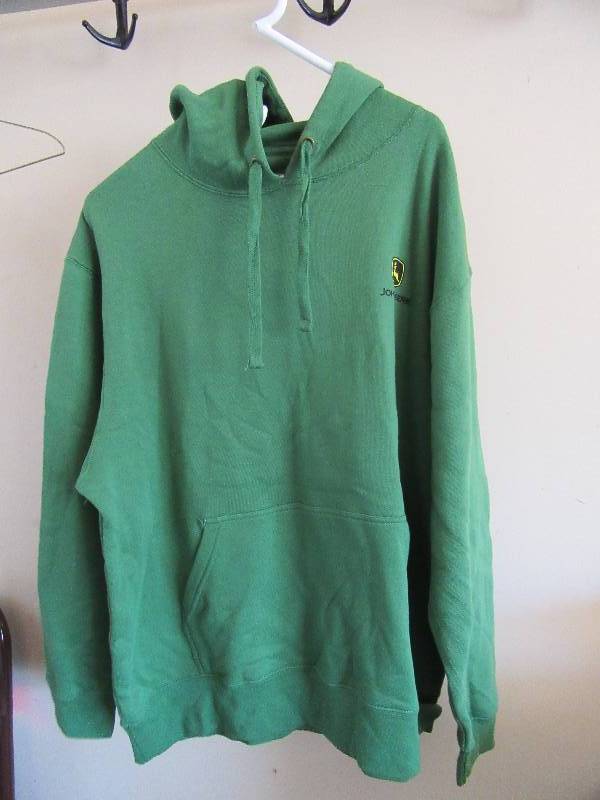 Sweat Shirt