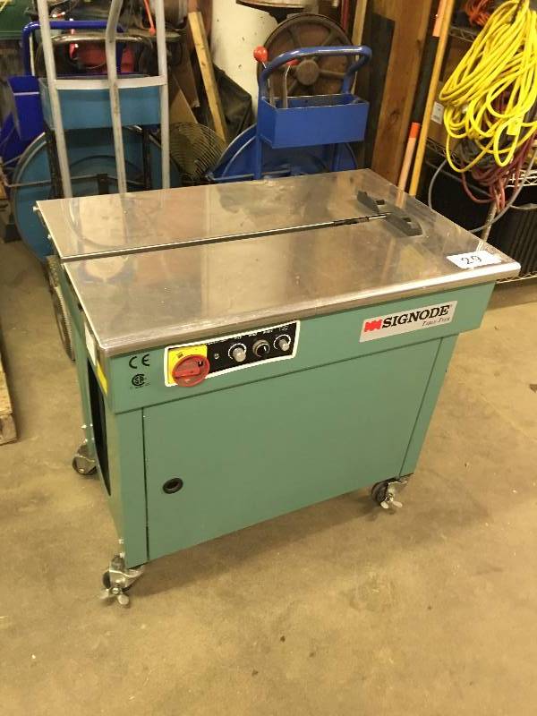 Signode box strapping machine