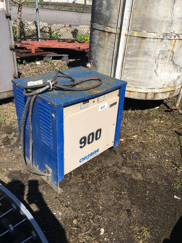 Industrial battery charger