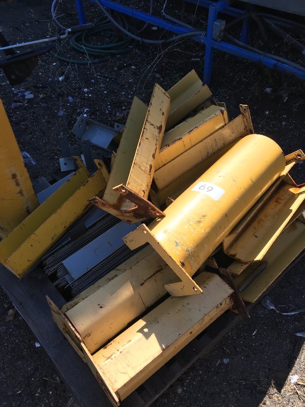 Lot of steel corner guards