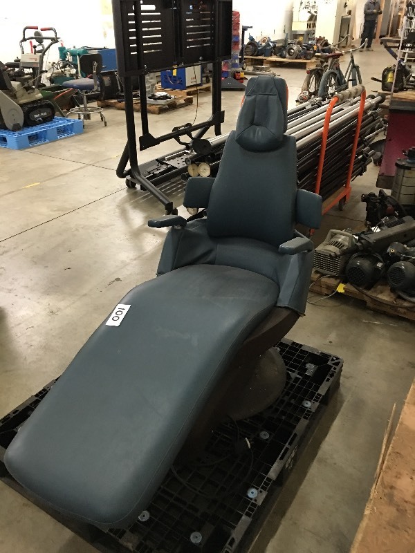Power dental chair