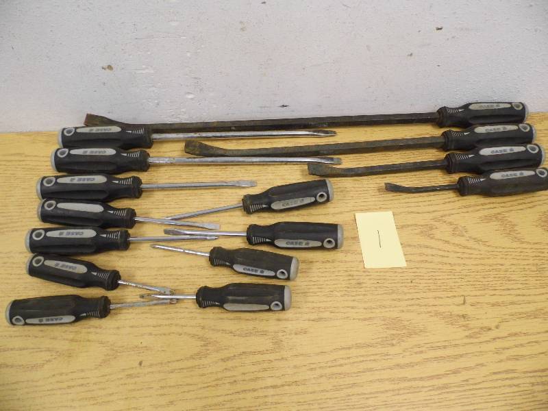 Case Pry Bars & Screwdrivers