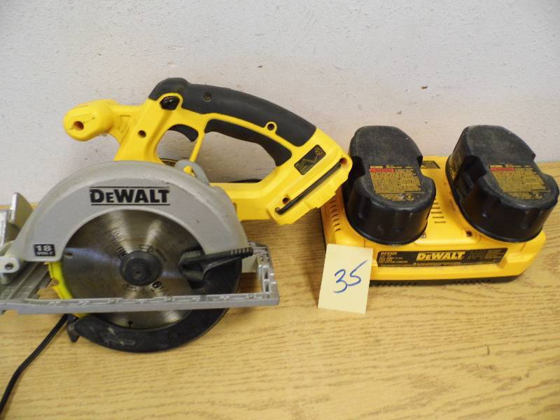 DeWalt Cordless Saw  - 18V