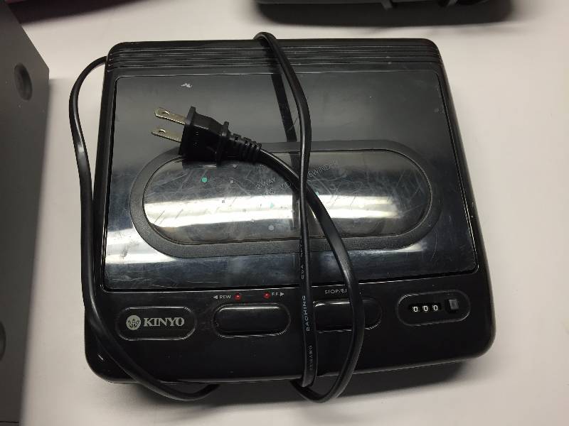 lot 12 image: VHS RE-WINDERS, LENOX RADIO, GENERAL ELECTRIC DVD PLAYER