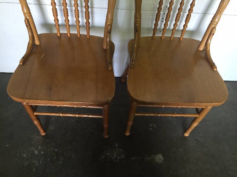 lot 52 image: CHAIRS