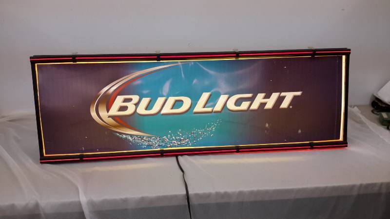 lot 6 image: Bud Light sign