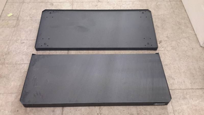 lot 50 image: Metal bench top