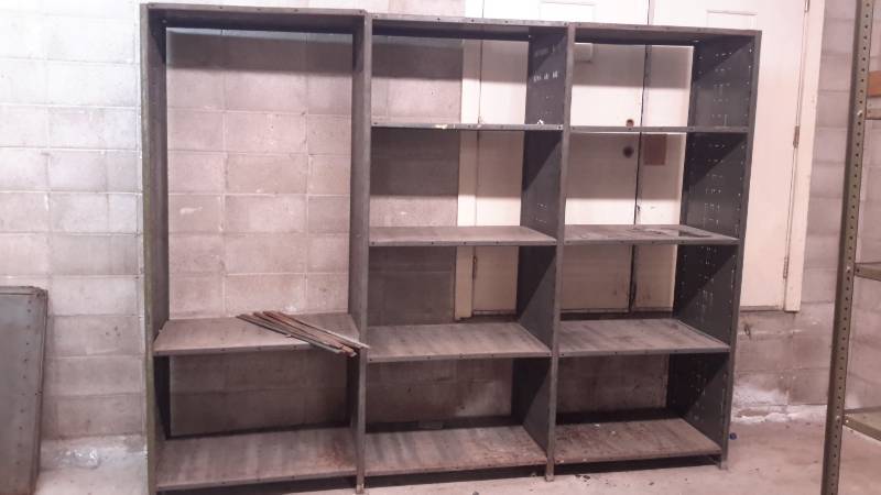 lot 60 image: Metal shelving
