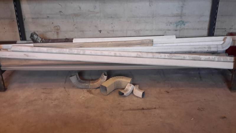 lot 82 image: Downspouts