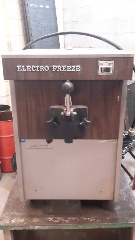 lot 90 image: Electro-Freeze