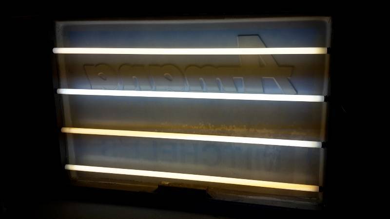 lot 100 image: Lighted sign