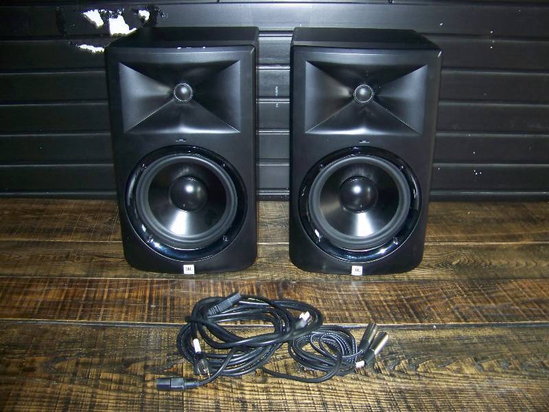 jbl linear spatial reference 3 series
