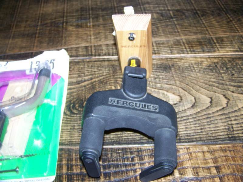 (3) Guitar Hangers