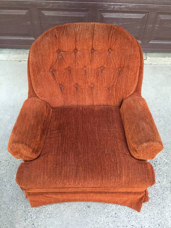 Vintage orange deals velvet chair