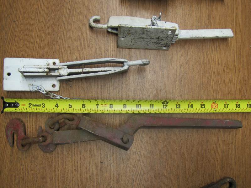 Lot of Chain Binders
