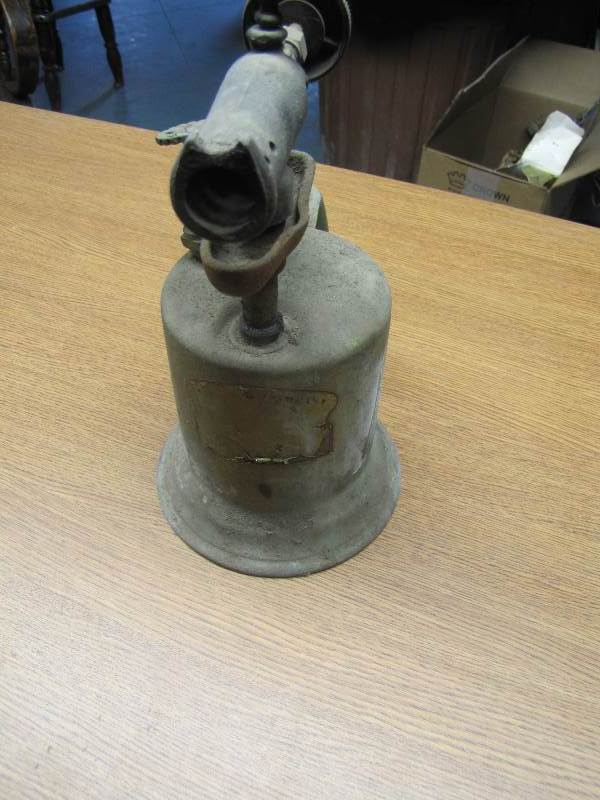 lot 2 image: Vintage Torch