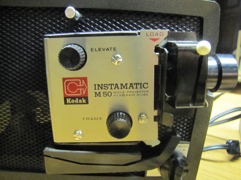 lot 3 image: KODAK Instamatic Movie Projector (Vintage)