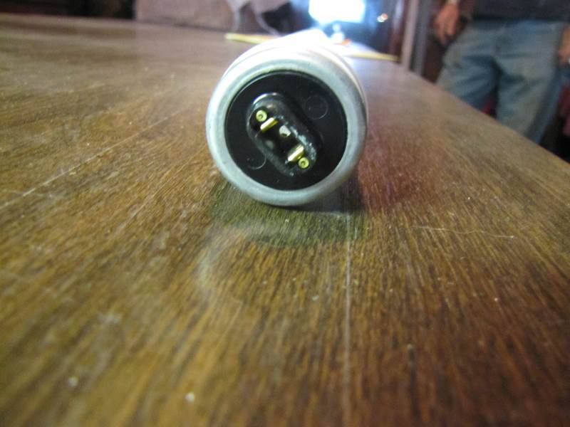 lot 31 image: Lot of Fluorescent Bulbs #1