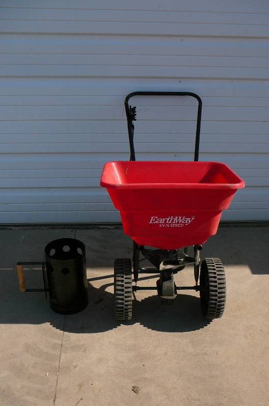 Lawn Spreader